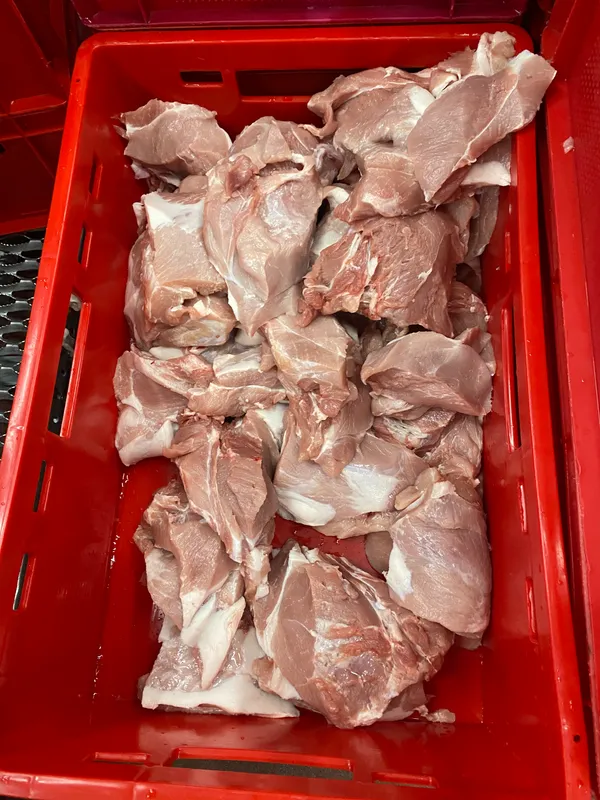 Frozen pork ham trimming 90/10 2