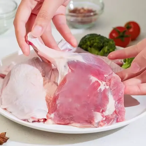 Frozen Premium Duck Leg Quarters – Skin-On, Bone-In, Export Quality for Foodservice & Processing 2