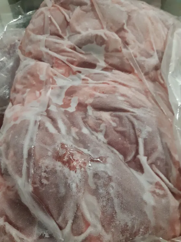 Frozen pork shoulder 4