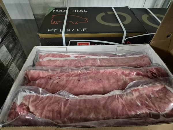 Pork loin chain of VAC