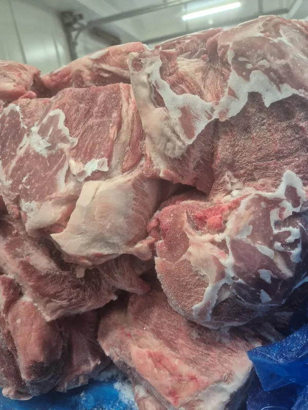 Fozen pork collar boneless - small 4
