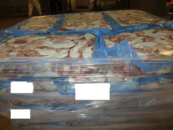 Frozen pork tongues swiss cut 5