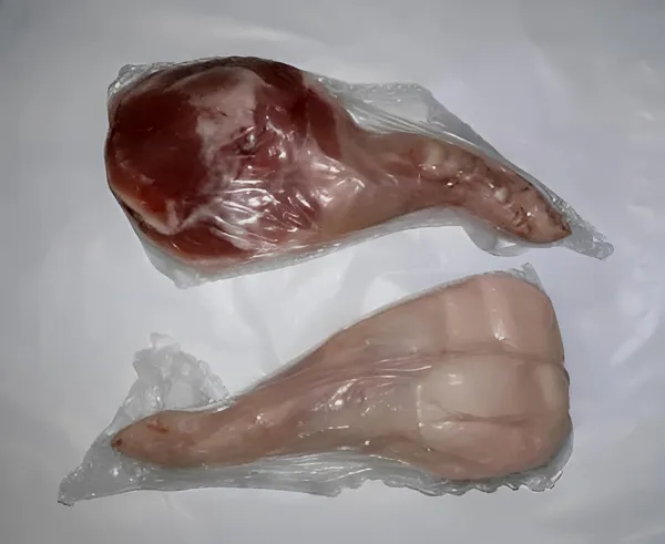 PORK - Suckling pig - Shoulder 2000-3000gr 4