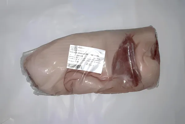 PORK - Suckling pig - Rack 1600-1800gr 2