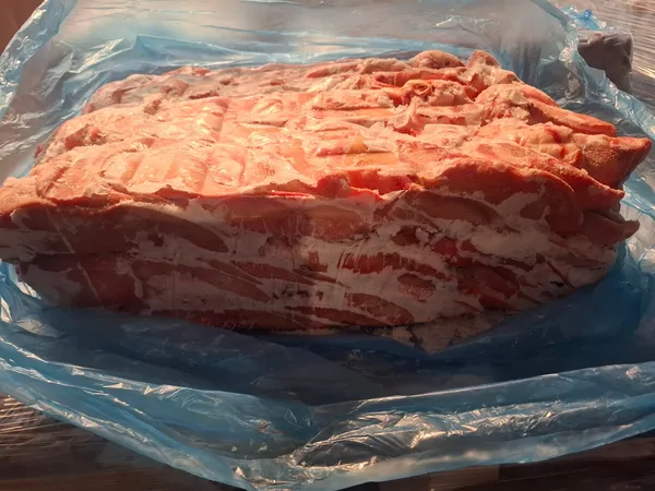 Frozen whole pork ears, polyblock, 21000kg, poland 2