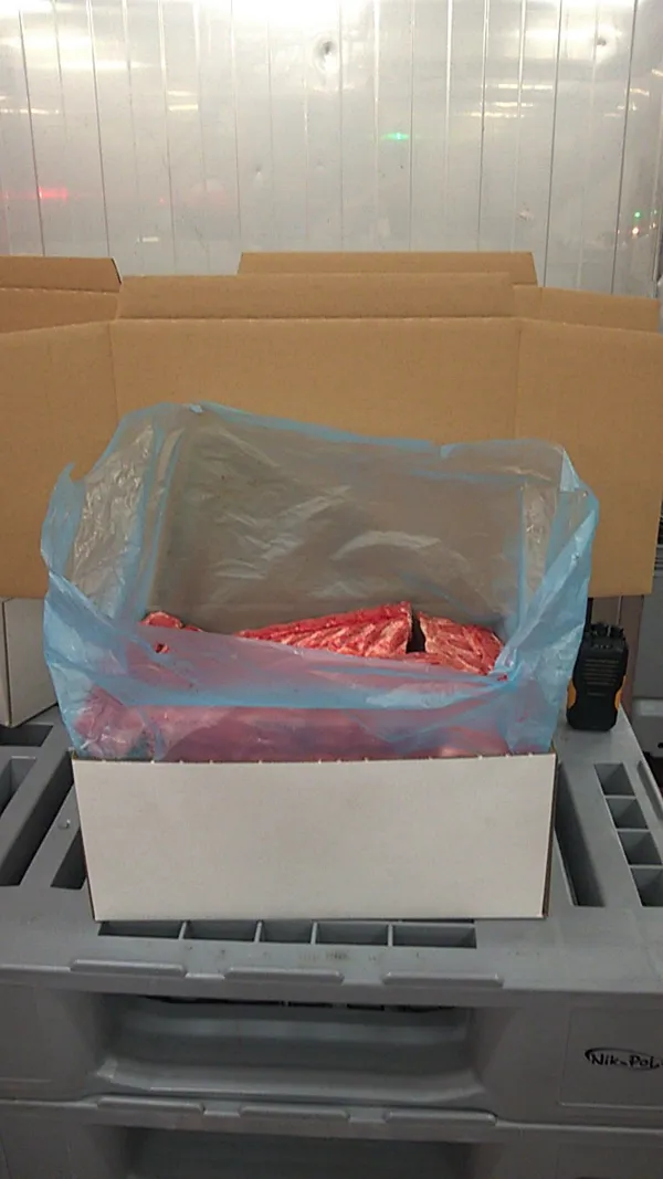 Frozen pork back bones - packaging carton box 10 kg fix weight 5