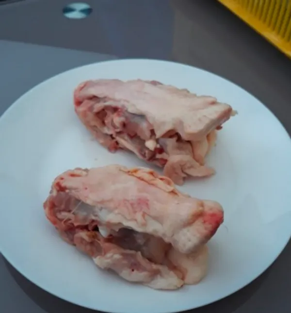 Frozen chicken lower back