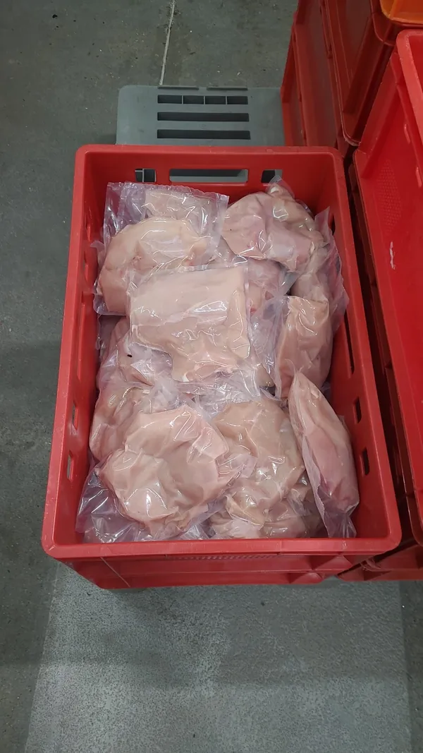Individually packed frozen meat 9
