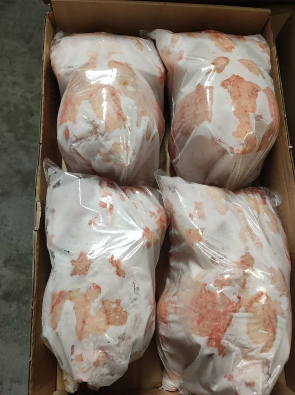 Frozen whole heavy hen 3