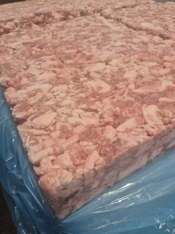 Frozen pork 70/30 standardised 7