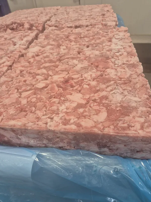 Frozen pork 70/30 standardised 8