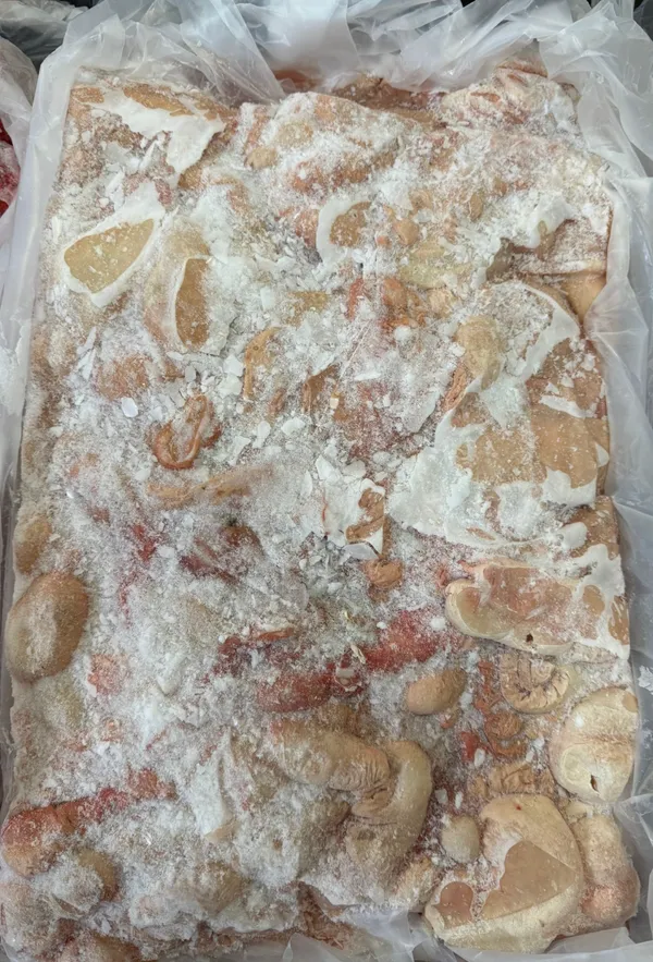 Frozen pork intestines