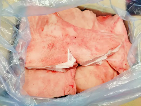 Pork jowl with skin 2