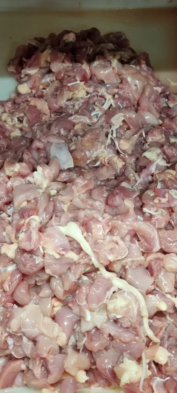 Chicken leg meat trimming, boneless, skinless 2