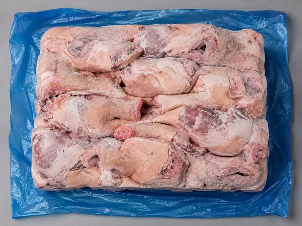 Frozen Pork Half Heads