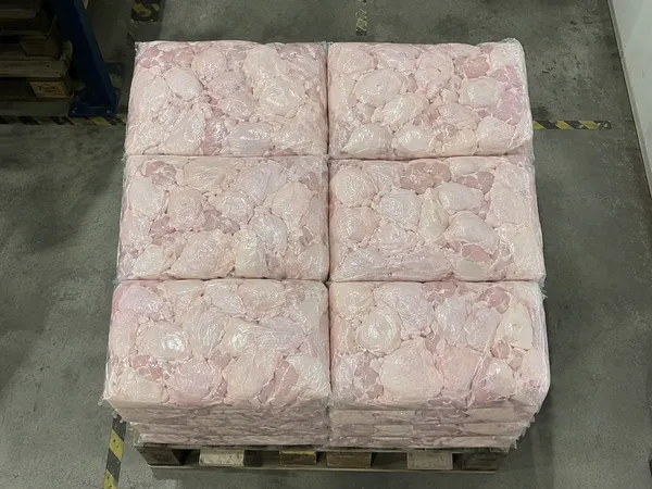 Chicken leg meat, boneless, skin-on