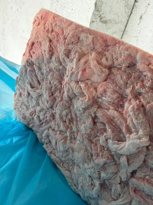 Frozen chicken breast skin 2