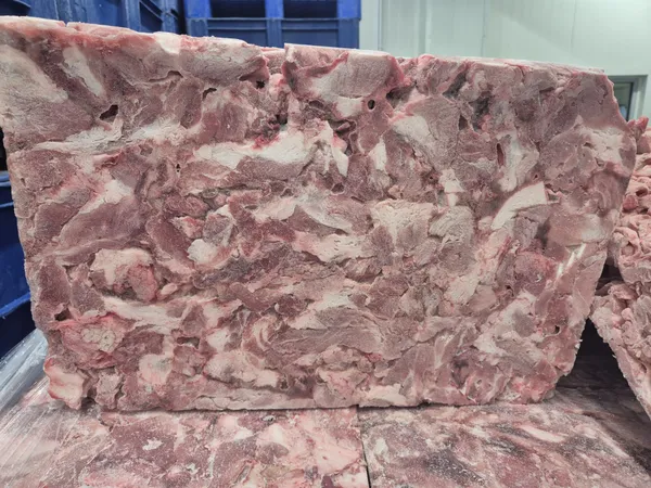 Pork frozen 80/20 naked block 6