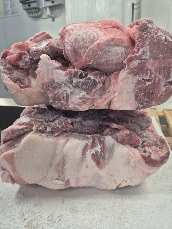 Frozen SOW bonless Shoulder 2