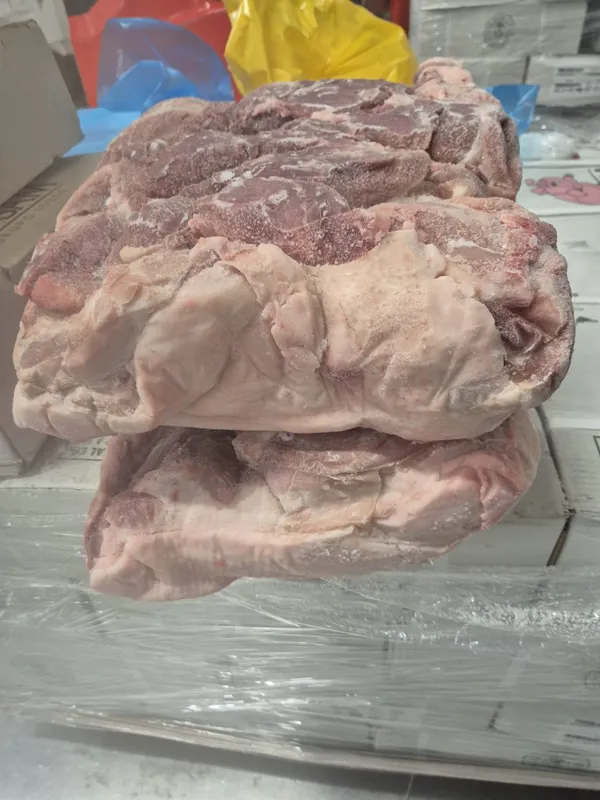 Pork shoulder boneless fat cover 5 mm 7