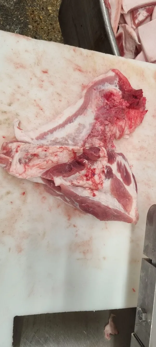 Frozen pork jowl 2