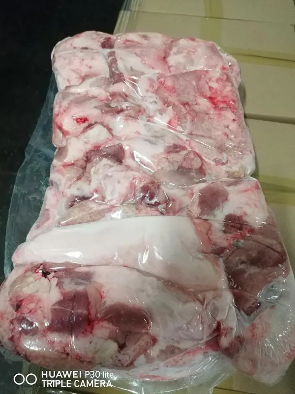 Frozen pork jowl 3