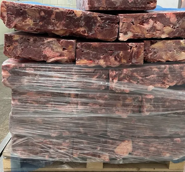 Frozen beef trimmings 80/20 3