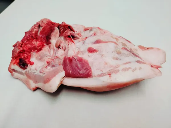 Frozen pork jowl, rind-on 2