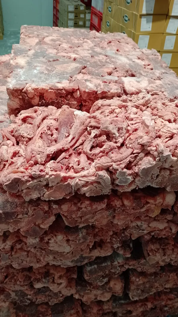 Frozen beef trimmings, 70/30, 80/20, Poland 2