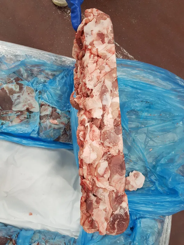 Frozen pork trimmings, 70/30 4