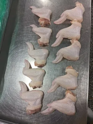 Whole chicken wings